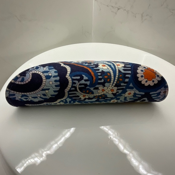 Vera Bradley Hardshell Glasses Case Magnetic Closure Fabric - Picture 3 of 10